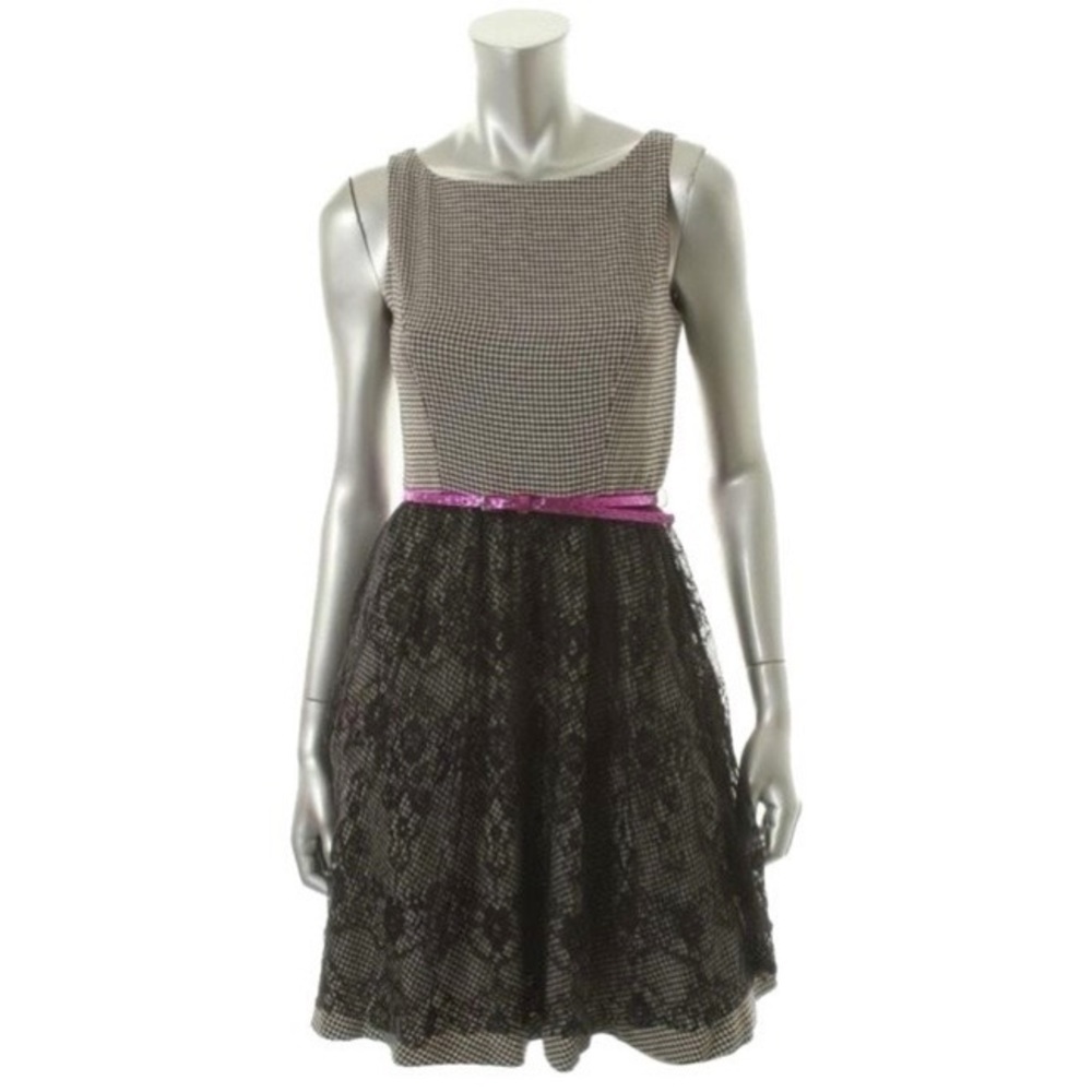 Houndstooth mini dress with lace
